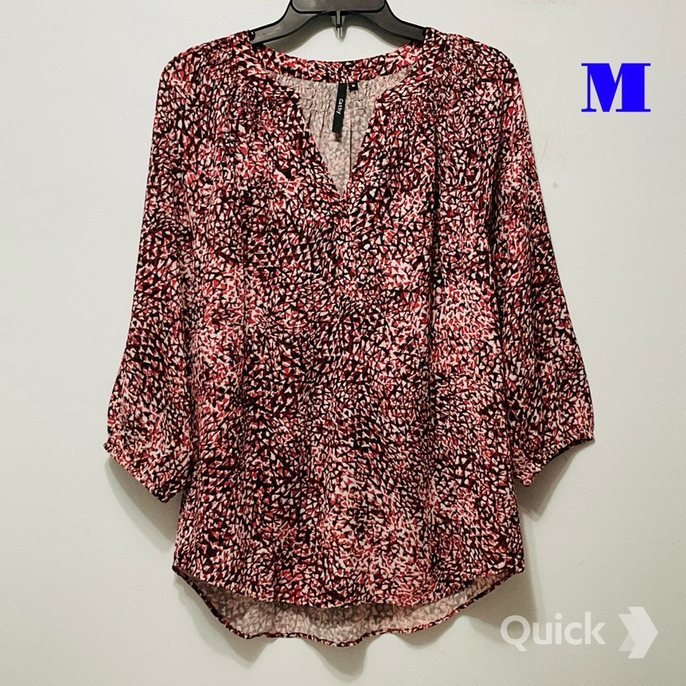 M - New Cathy Y Neckline 3/4 Sleeve Top - Picture 4 of 10